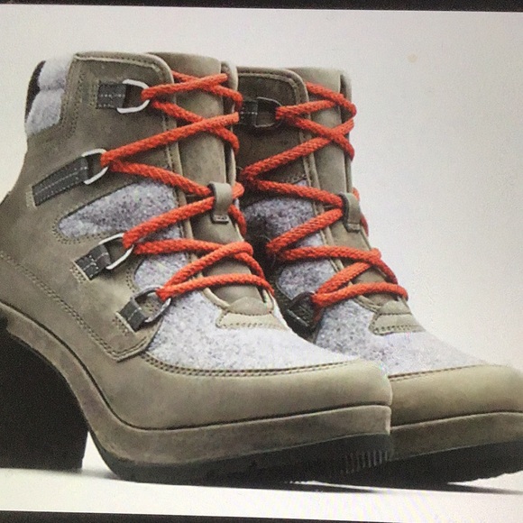 Blake Lace Bootie - Picture 1 of 4